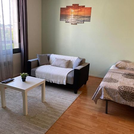 Appart Calme Avec Parking Gratuit Evry-Gregy-sur-Yerre Exterior foto